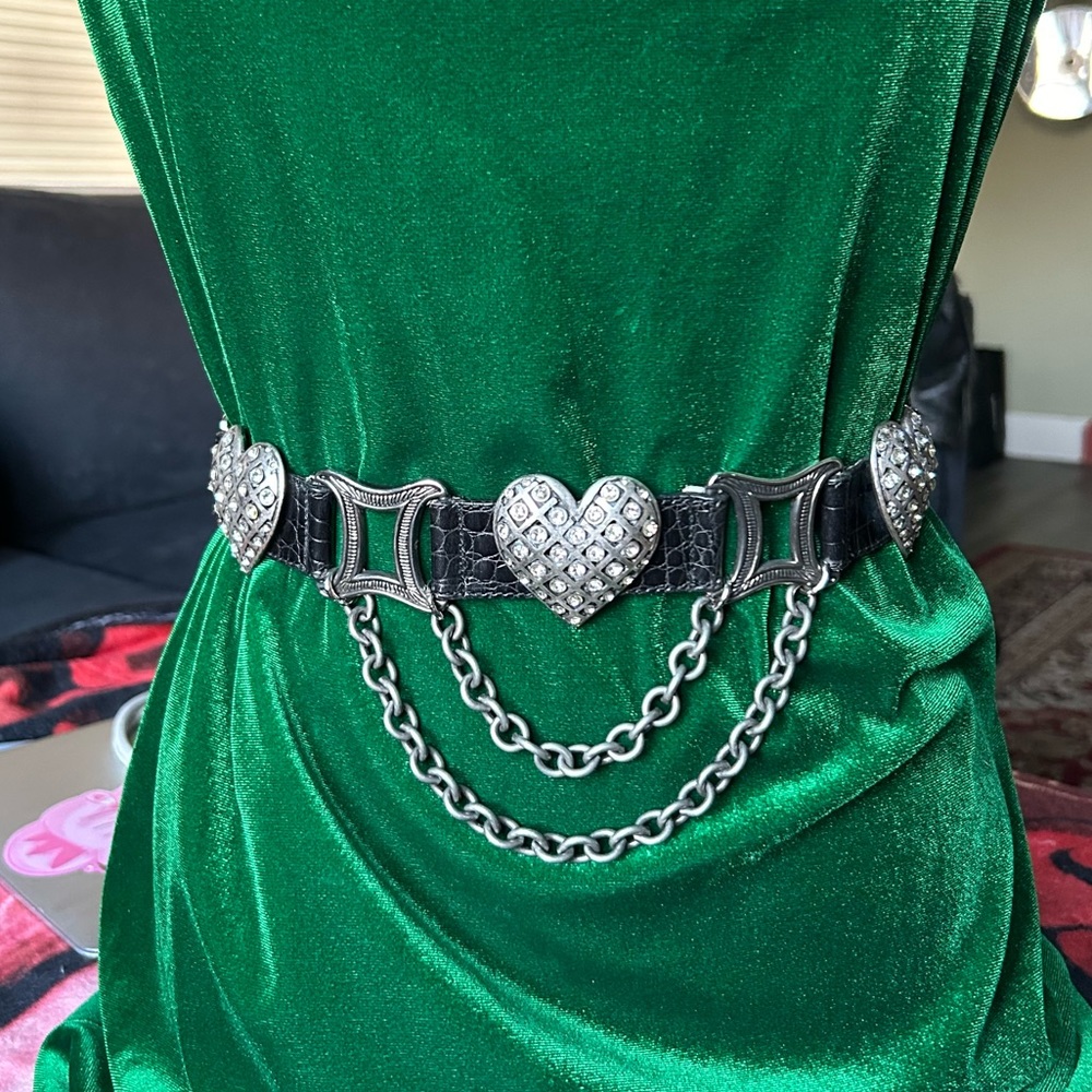 Vintage Deadstock 80's / 90's Streets Ahead Heart and Chain Waist Belt
